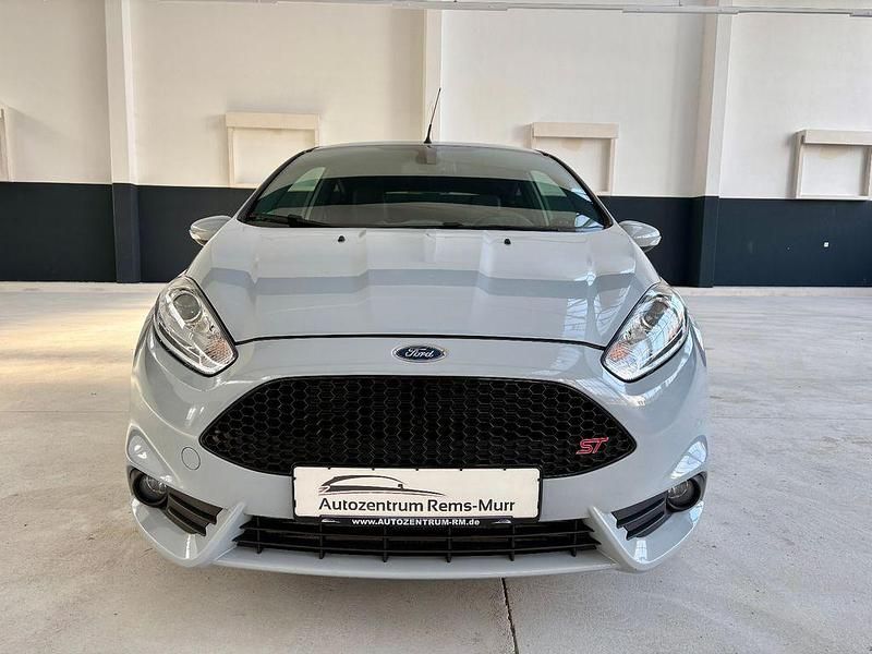 Gebraucht Ford Fiesta ST200 200 PS (147 kW) 2016 Grau Kleinwagen
