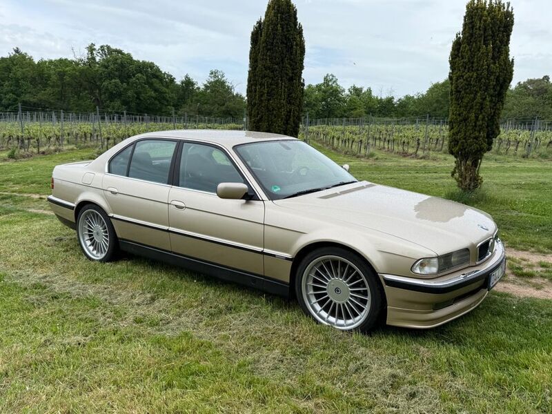 Beige Gebraucht 1996 BMW 735 Limousine | 9.500 € (Fairer Preis) - Bild 1/4
