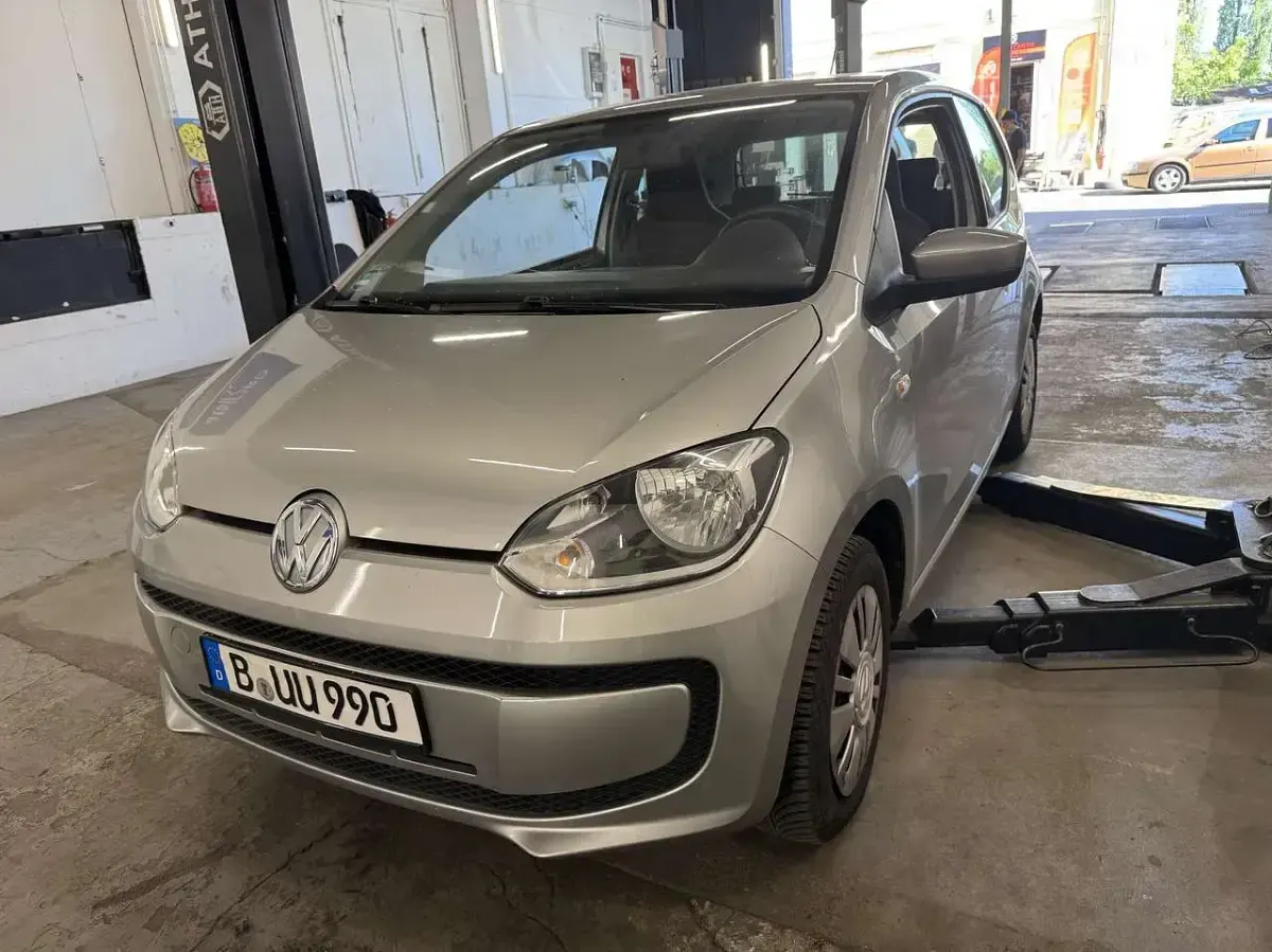 Gebraucht VW up! 60 PS (44 kW) 2016 Grau Kleinwagen