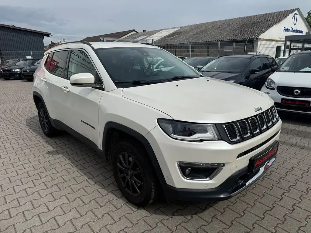 Gebraucht Jeep Compass Limited 170 PS (125 kW) 2018 Weiß SUV