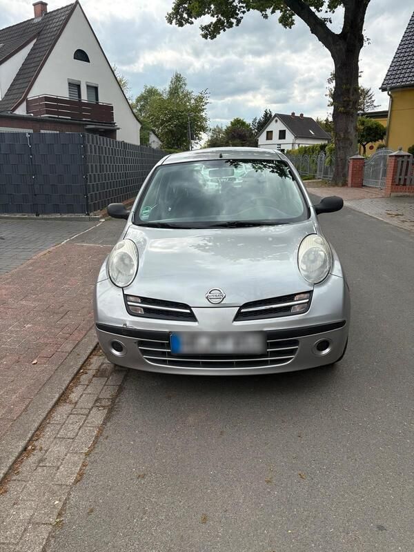 Silber Gebraucht 2005 Nissan Micra Kleinwagen | 2.300 € (Fairer Preis) - Bild 1/4
