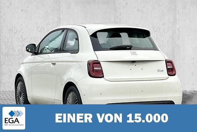 Gebraucht Fiat 500e 86 kW (118 PS) 2024 Weiß