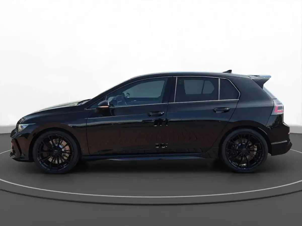 Gebraucht VW Golf VIII R 333 PS (244 kW) 2025 Schwarz Limousine