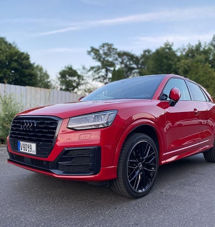 Rot Gebraucht 2019 Audi Q2 Sport SUV | 21.999 € (Fairer Preis) - Bild 1/4