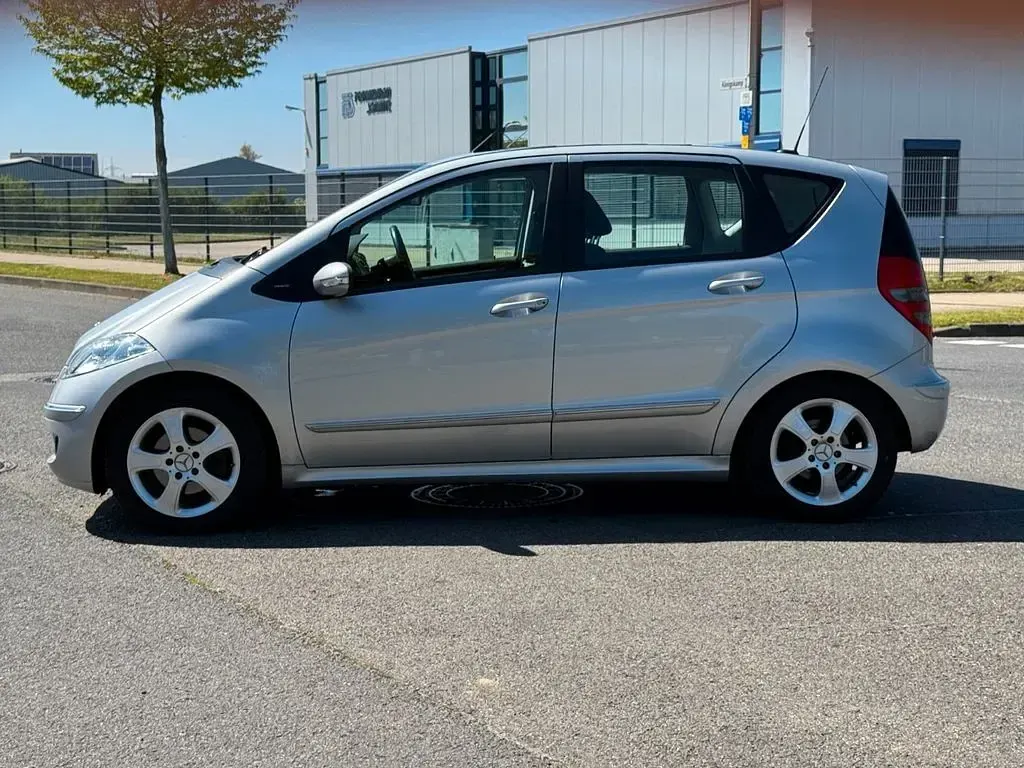 Gebraucht Mercedes A200 136 PS (100 kW) 2004 Silber Van / Kleinbus