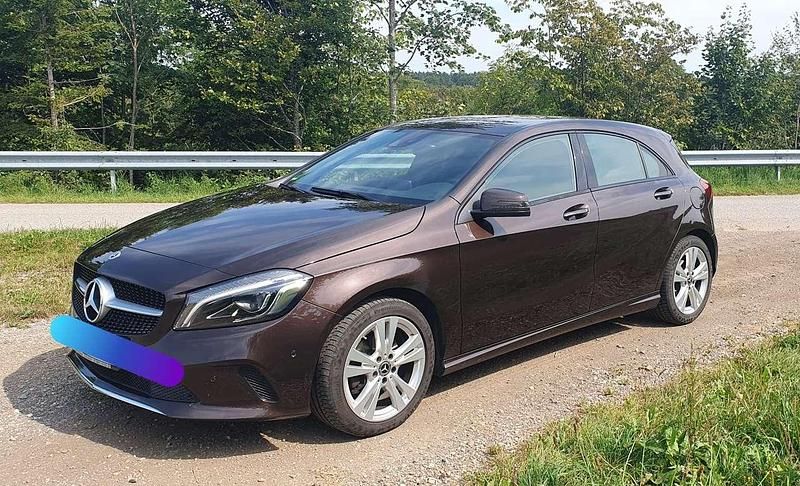 Gebraucht 2017 Mercedes A200 Limousine | 14.999 € (Guter Preis) - Bild 1/4