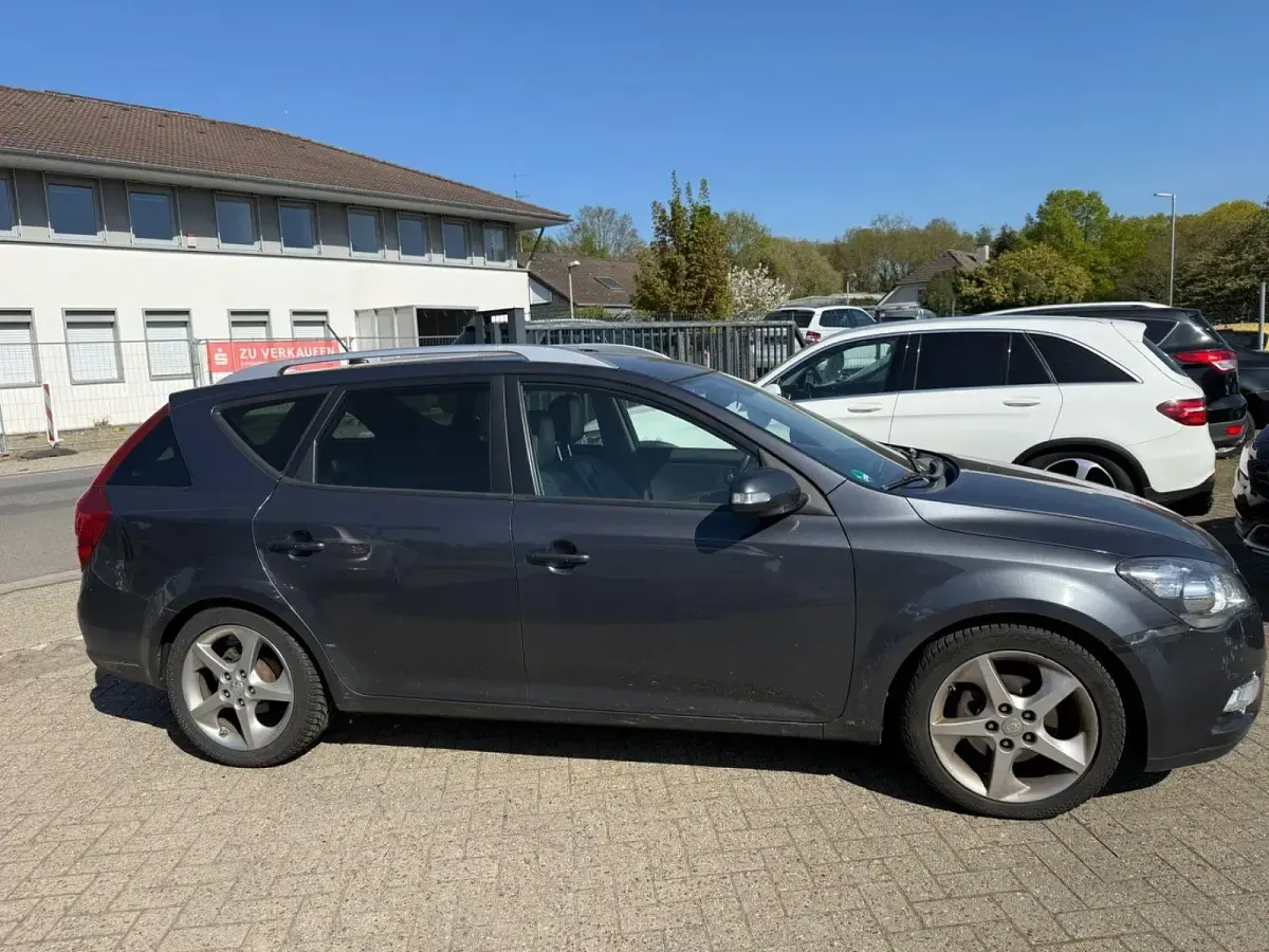 Gebraucht Kia Ceed Sportswagon 128 PS (94 kW) 2012 Kombi