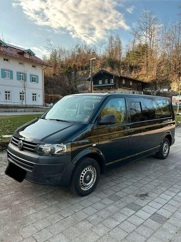 Gebraucht VW T5 102 PS (75 kW) 2014 Schwarz Van