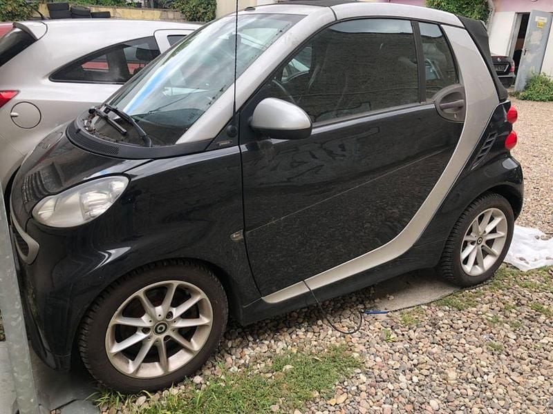 Schwarz Gebraucht 2012 Smart ForTwo Cabrio Cabrio | 4.950 € (Superpreis) - Bild 1/4