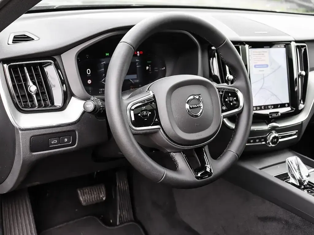 Gebraucht Volvo XC60 Plus 455 PS (334 kW) 2023 Grau SUV