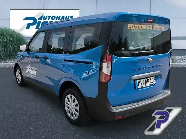 Gebraucht Ford Tourneo Courier Trend 125 PS (91 kW) 2024 Bursting green Van / Kleinbus