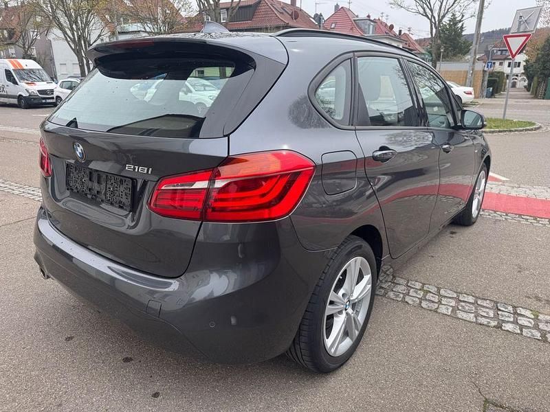Gebraucht BMW 218 Active Tourer 140 PS (102 kW) 2020 Grau Van / Kleinbus