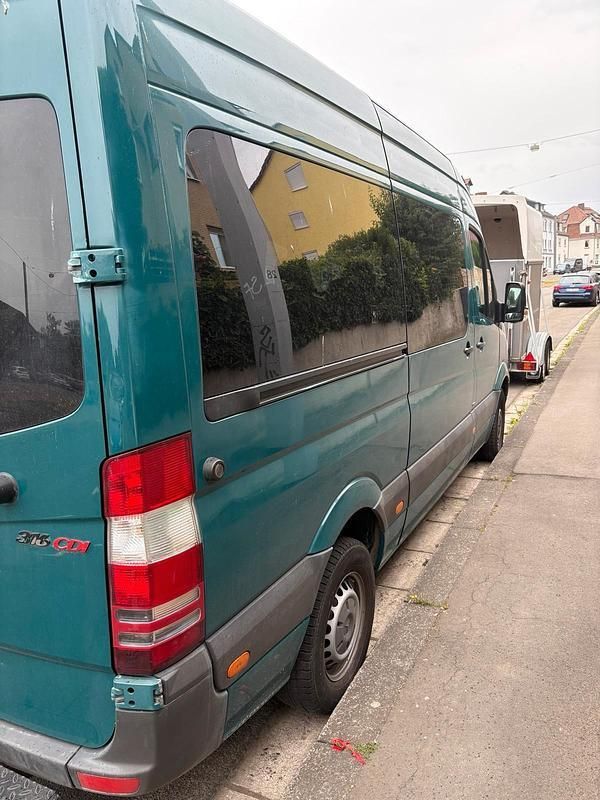 Grün Gebraucht 2013 Mercedes Sprinter Van | 15.000 € - Bild 1/4