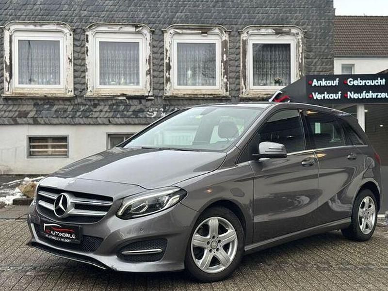 Gebraucht Mercedes B180 122 PS (89 kW) 2015 Grau Van / Kleinbus