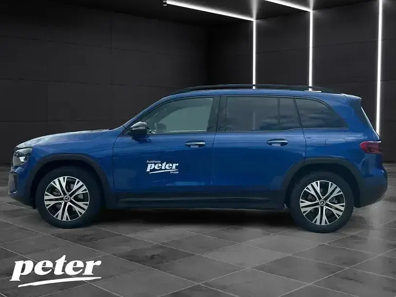 Gebraucht Mercedes GLB200 Advanced Plus 163 PS (119 kW) 2025 Metalliclack spektralblau SUV