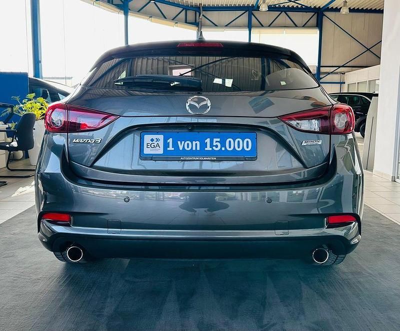 Gebraucht Mazda 3 Exclusive-Line 120 PS (88 kW) 2017 Matrixgrau metallic Limousine