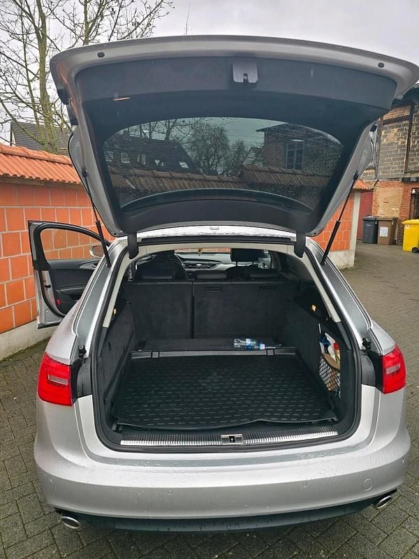 Gebraucht Audi A6 Comfort 204 PS (150 kW) 2012 Silber Kombi