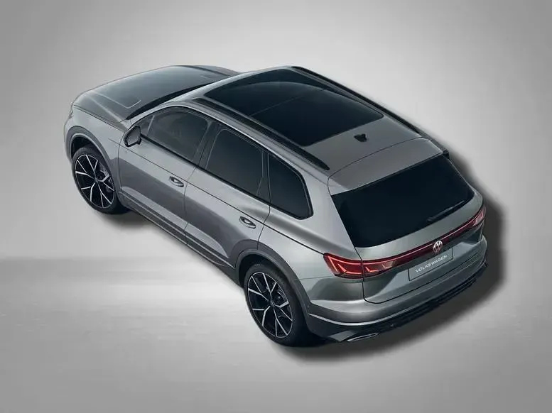 Gebraucht VW Touareg R-line 286 PS (210 kW) 2026 Siliziumgrau matt SUV