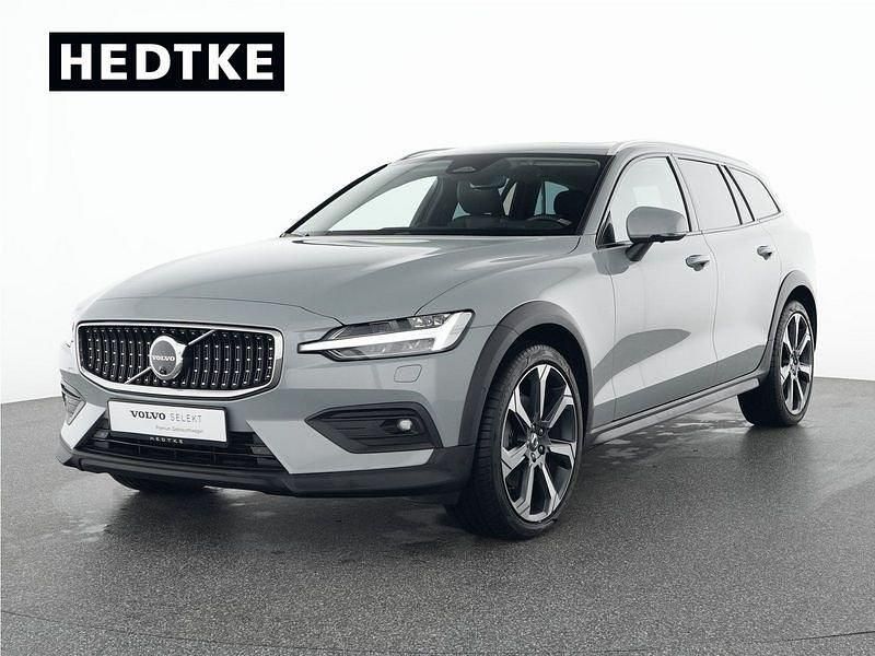 Gebraucht Volvo V60 CC Ultimate 197 PS (144 kW) 2024 Grau Kombi