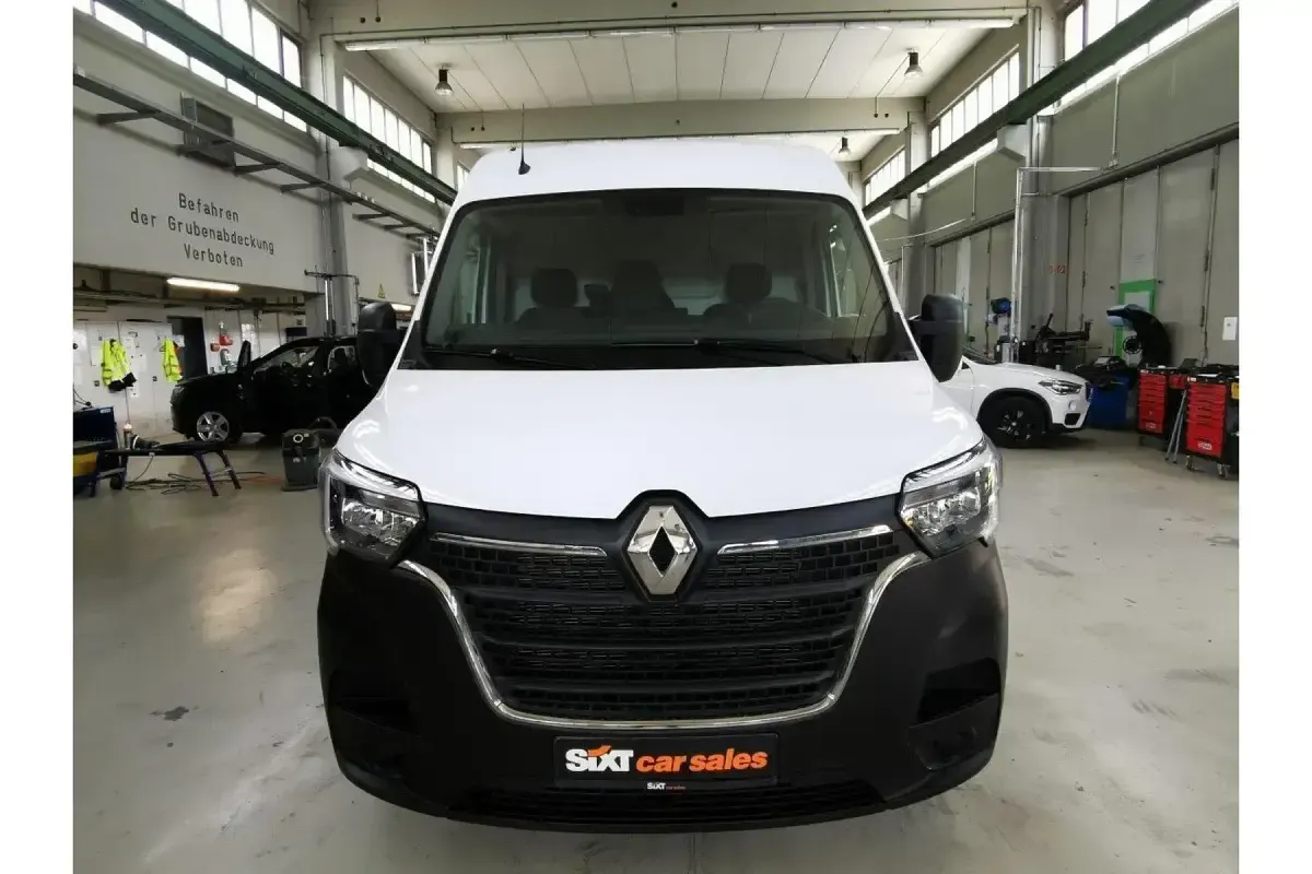 Gebraucht Renault Master 135 PS (99 kW) 2023 Weiß Van / Kleinbus