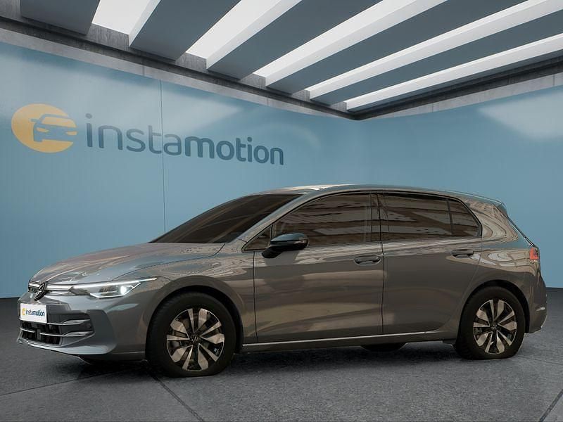 Gebraucht VW Golf VIII 150 PS (110 kW) 2025 Grau Kleinwagen