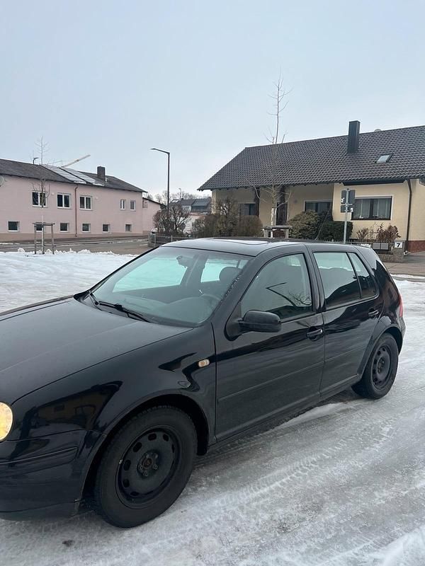 Gebraucht VW Golf IV 105 PS (77 kW) 1999 Schwarz Kleinwagen