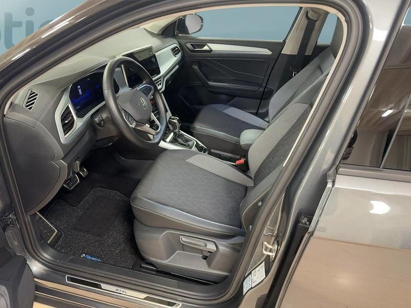 Gebraucht VW T-Roc 150 PS (110 kW) 2025 Grau SUV