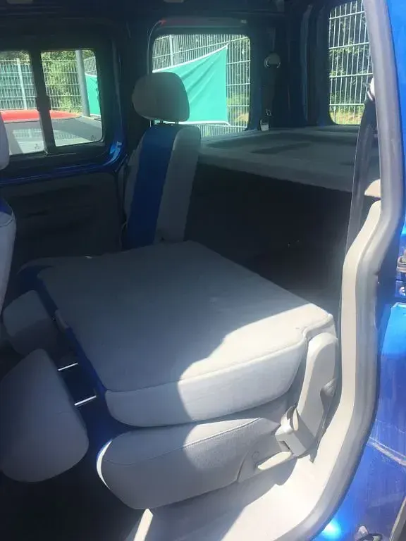 Używany VW Caddy Style 80 KM (58 kW) 2008 Niebieski Minivan