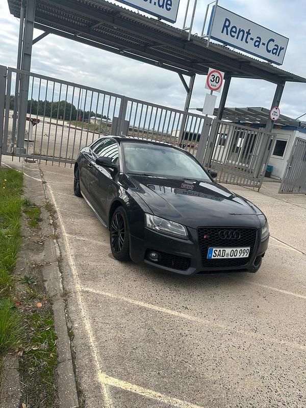 Schwarz Gebraucht 2010 Audi A5 Sport Coupé | 5.300 € (Guter Preis) - Bild 1/4