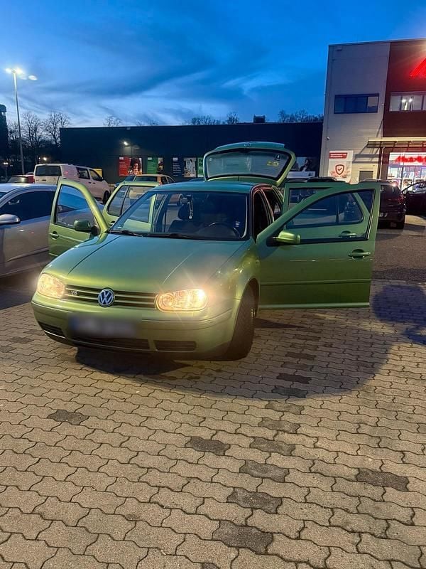 Gebraucht VW Golf IV 150 PS (110 kW) 1998 Grün Kleinwagen