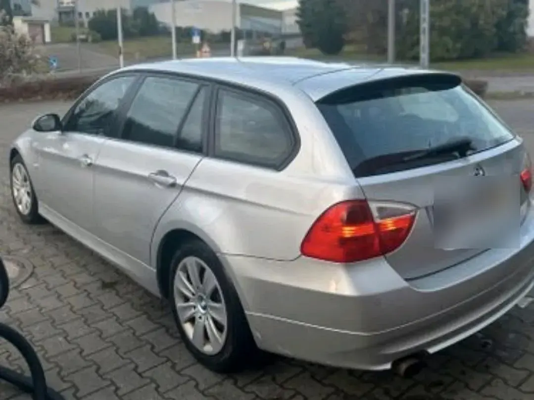 Gebraucht BMW 318 129 PS (94 kW) 2007 Kombi