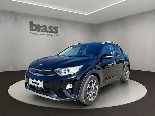 Auroraschwarz met. Gebraucht 2018 Kia Stonic Platinum Edition SUV | 12.980 € (Fairer Preis) - Bild 1/4