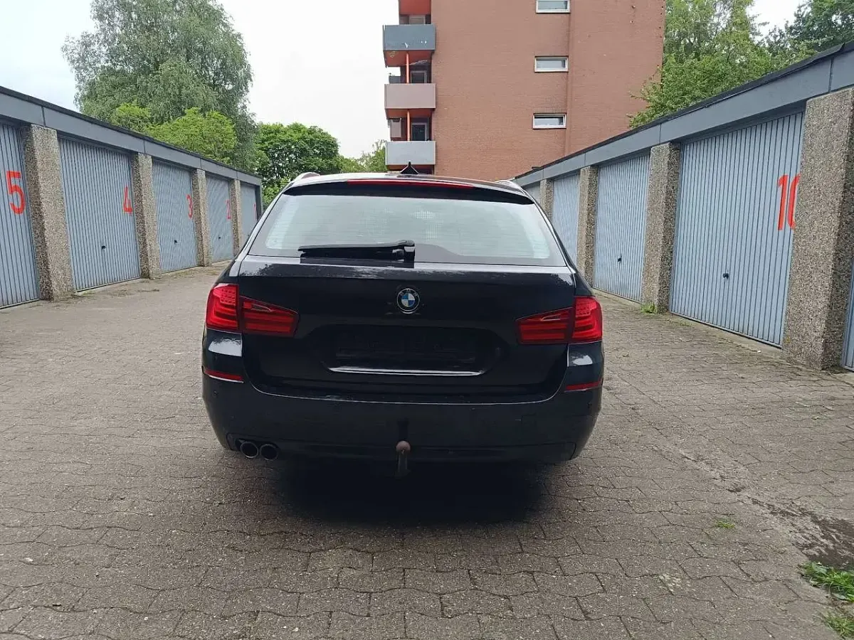 Gebraucht BMW 525 205 PS (150 kW) 2011 Grau Limousine