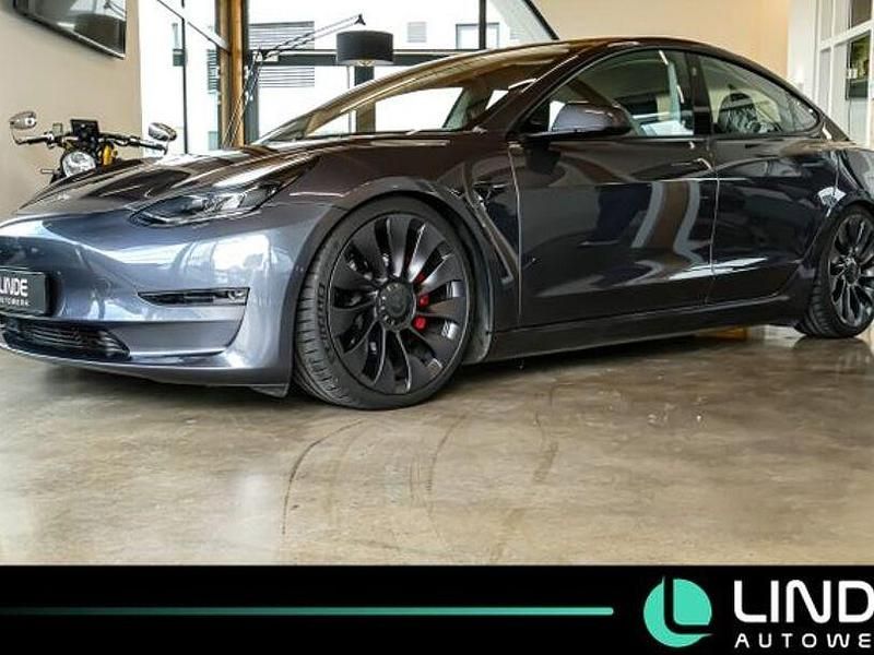 Grau Gebraucht 2021 Tesla Model 3 Performance Limousine | 38.900 € - Bild 1/4