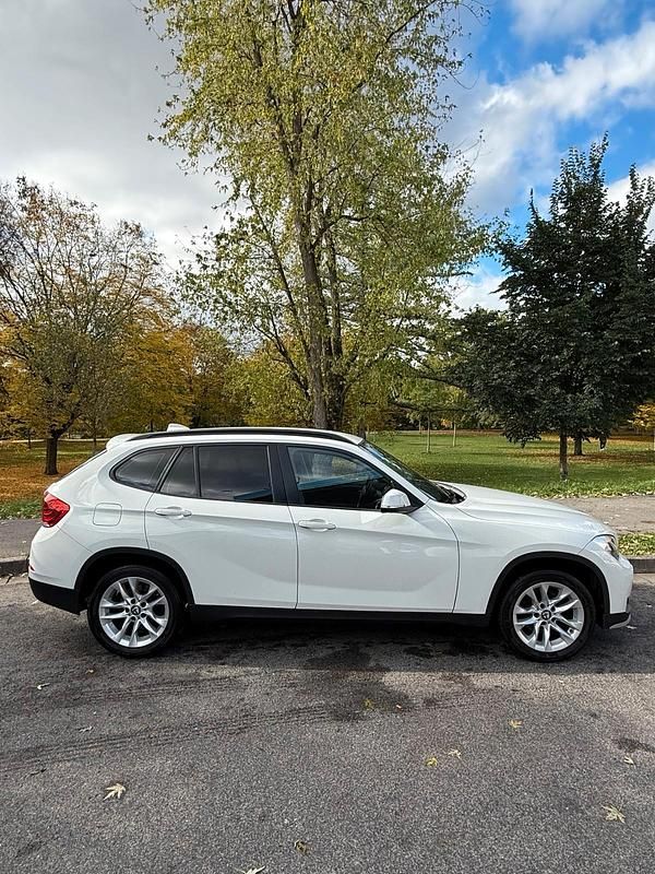 Gebraucht BMW X1 184 PS (135 kW) 2014 Weiß SUV