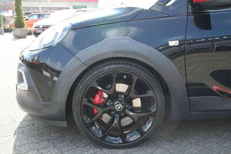 Gebraucht Opel Adam Rocks S 150 PS (110 kW) 2016 Onyx schwarz Kleinwagen