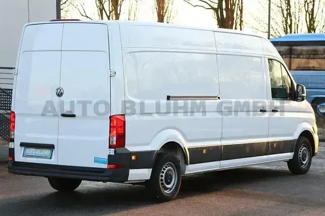 Gebraucht VW Crafter 177 PS (130 kW) 2022 Candyweiß Van