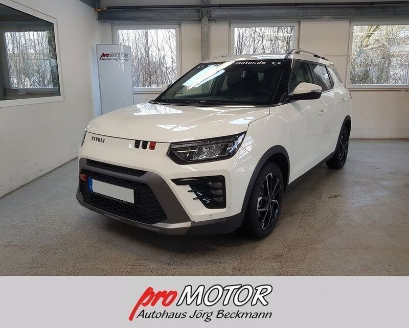Weiß Gebraucht 2025 Ssangyong Tivoli SUV | 25.990 € (Teuer) - Bild 1/4