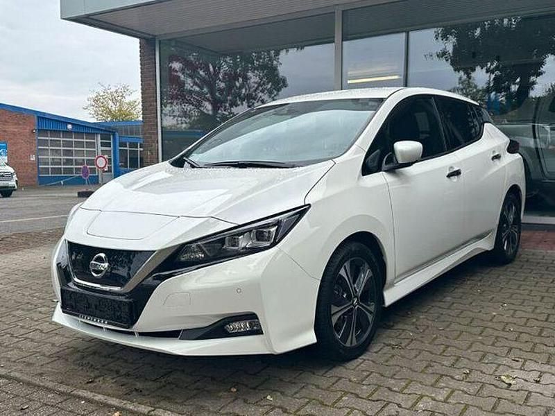Weiß Gebraucht 2021 Nissan Leaf N-Connecta Kleinwagen | 13.990 € (Fairer Preis) - Bild 1/4
