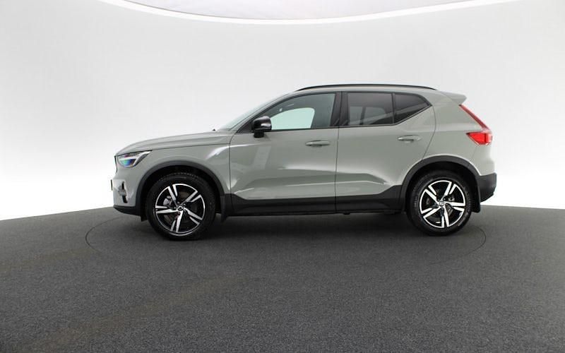 Gebraucht Volvo XC40 Plus 163 PS (119 kW) 2023 Grün SUV