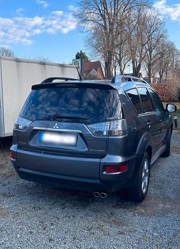 Gebraucht Mitsubishi L 115 PS (84 kW) 2010 Grau SUV