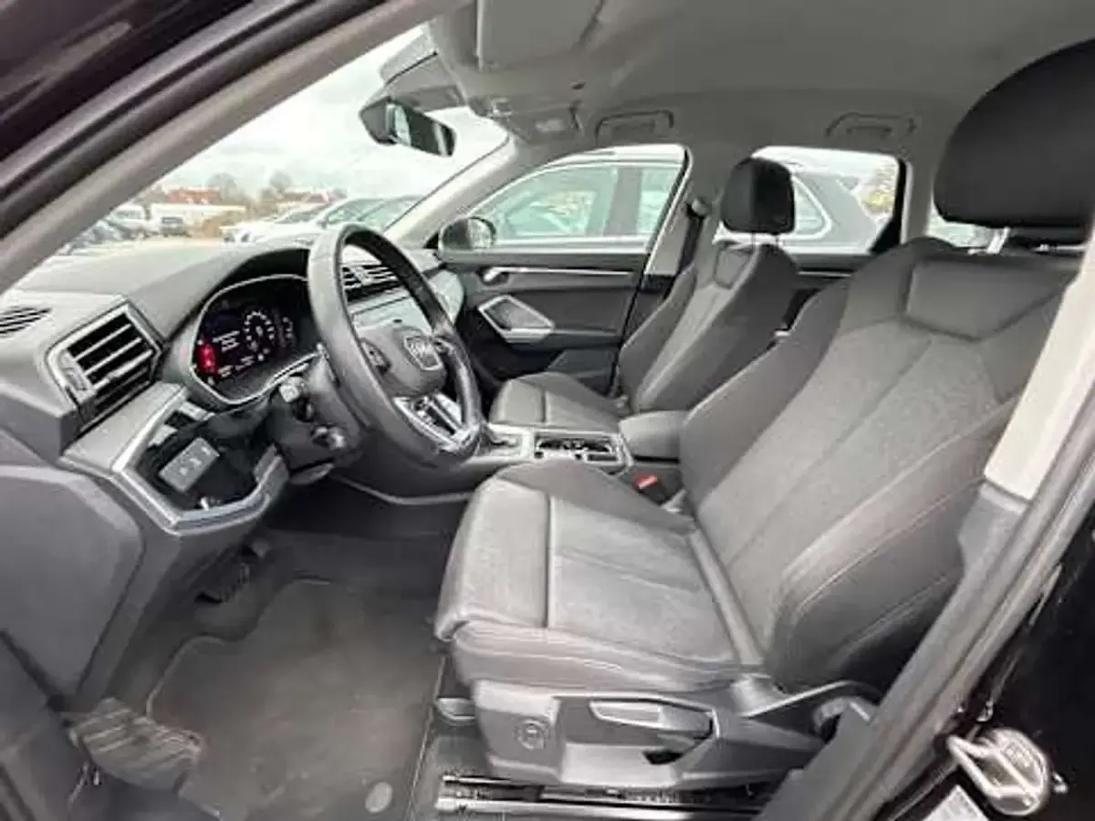 Gebraucht Audi Q3 Advanced Plus 150 PS (110 kW) 2020 Mythosschwarz metallic SUV