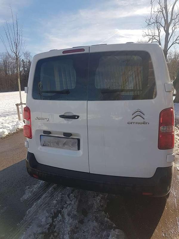 Gebraucht Citroën Jumpy 144 PS (105 kW) 2022 Weiß Van / Kleinbus