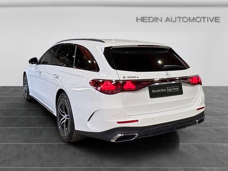 Gebraucht Mercedes E300 AMG 204 PS (150 kW) 2025 Weiß Kombi