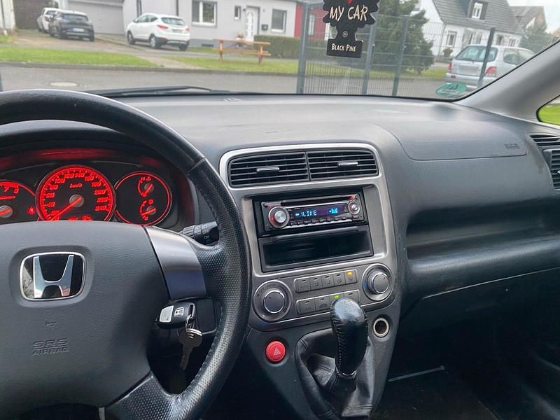 Usata Honda Stream 156 CV (114 kW) 2004 Grigio Monovolume