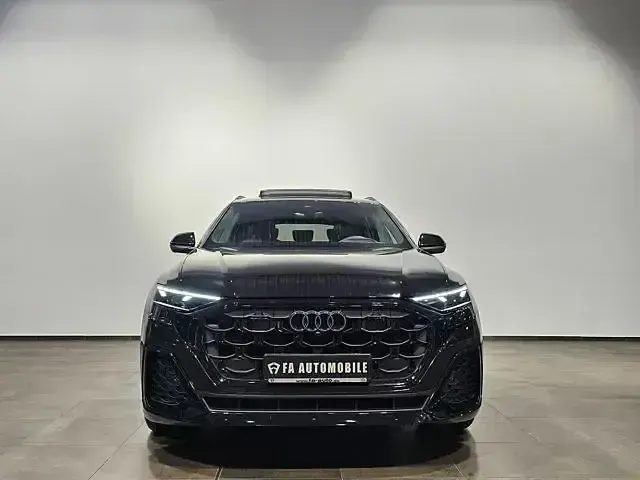 Gebraucht Audi Q8 S-Line 286 PS (210 kW) 2025 Andere SUV