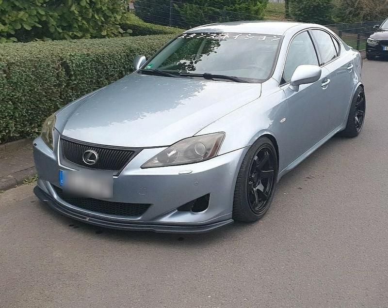Blau Gebraucht 2006 Lexus IS250 Sport Line Limousine | 8.500 € (Fairer Preis) - Bild 1/4