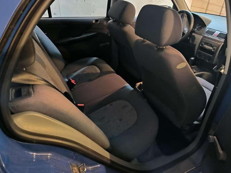 Gebraucht Skoda Fabia 75 PS (55 kW) 2002 Blau Kleinwagen