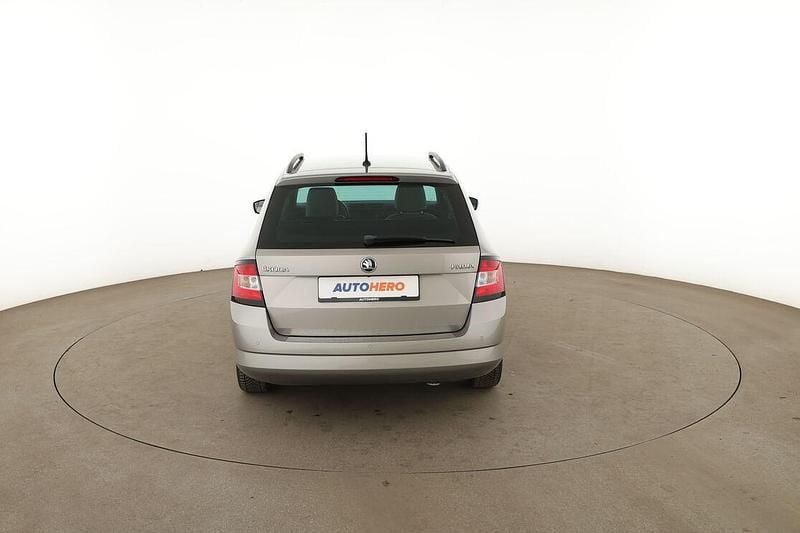 Usata Skoda Fabia Style 2017 Giallo Station wagon