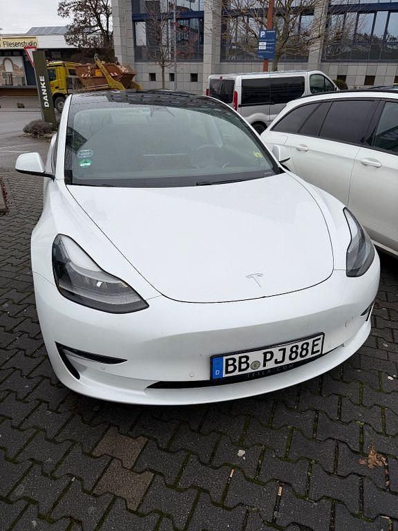 Weiß Gebraucht 2020 Tesla Model 3 Limousine | 20.300 € (Superpreis) - Bild 1/4